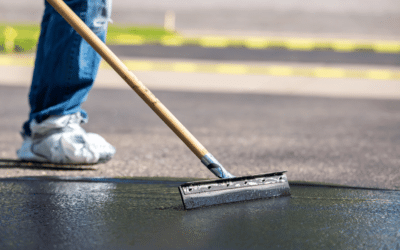Choosing the right material for your Orlando driveway: Asphalt vs. Concrete